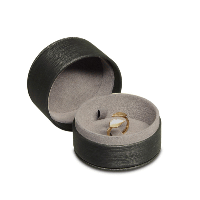 Jewellery cases for rings - engagement rings