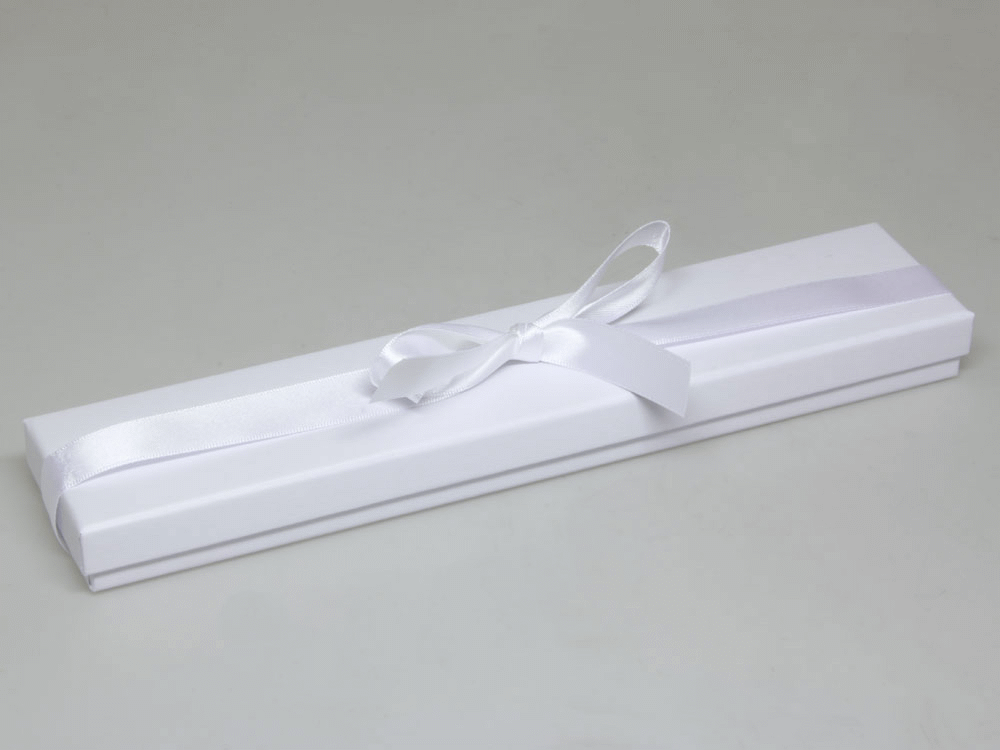 Boxes with ribbon for bracelets - watches