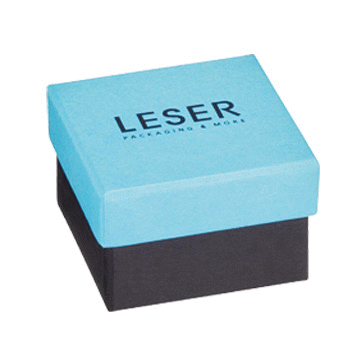 Large two-colored ring boxes made of cardboard
